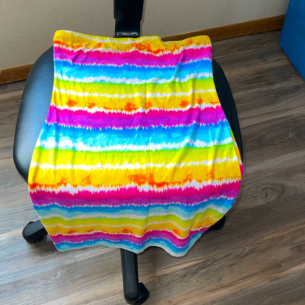 Multicolor Mini Dress/Coverup 🤩